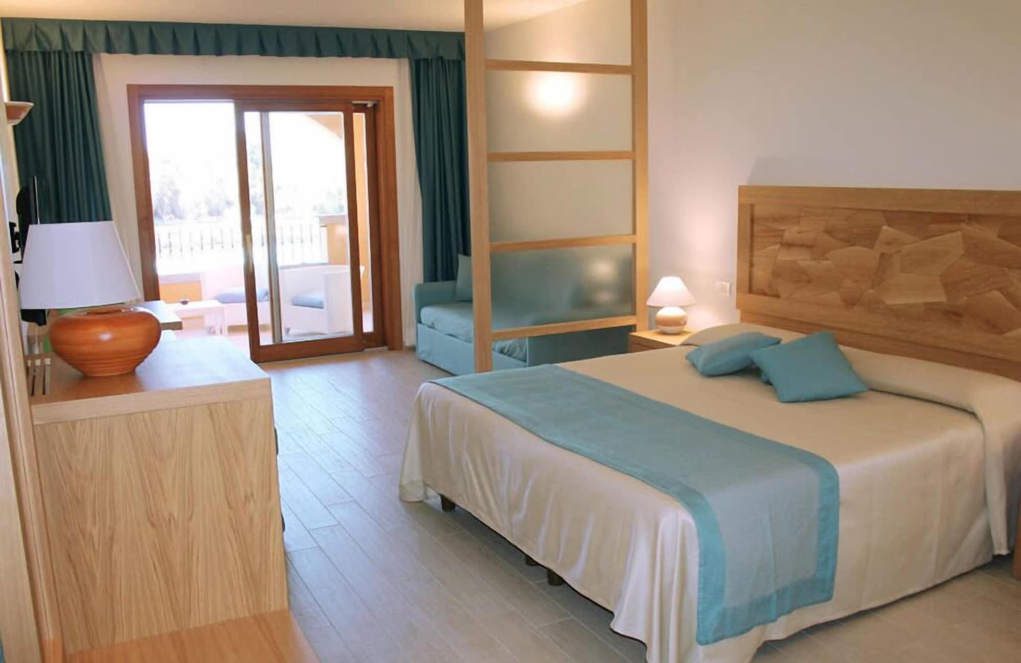 Hotel Marana Golfo Aranci Ngoại thất bức ảnh