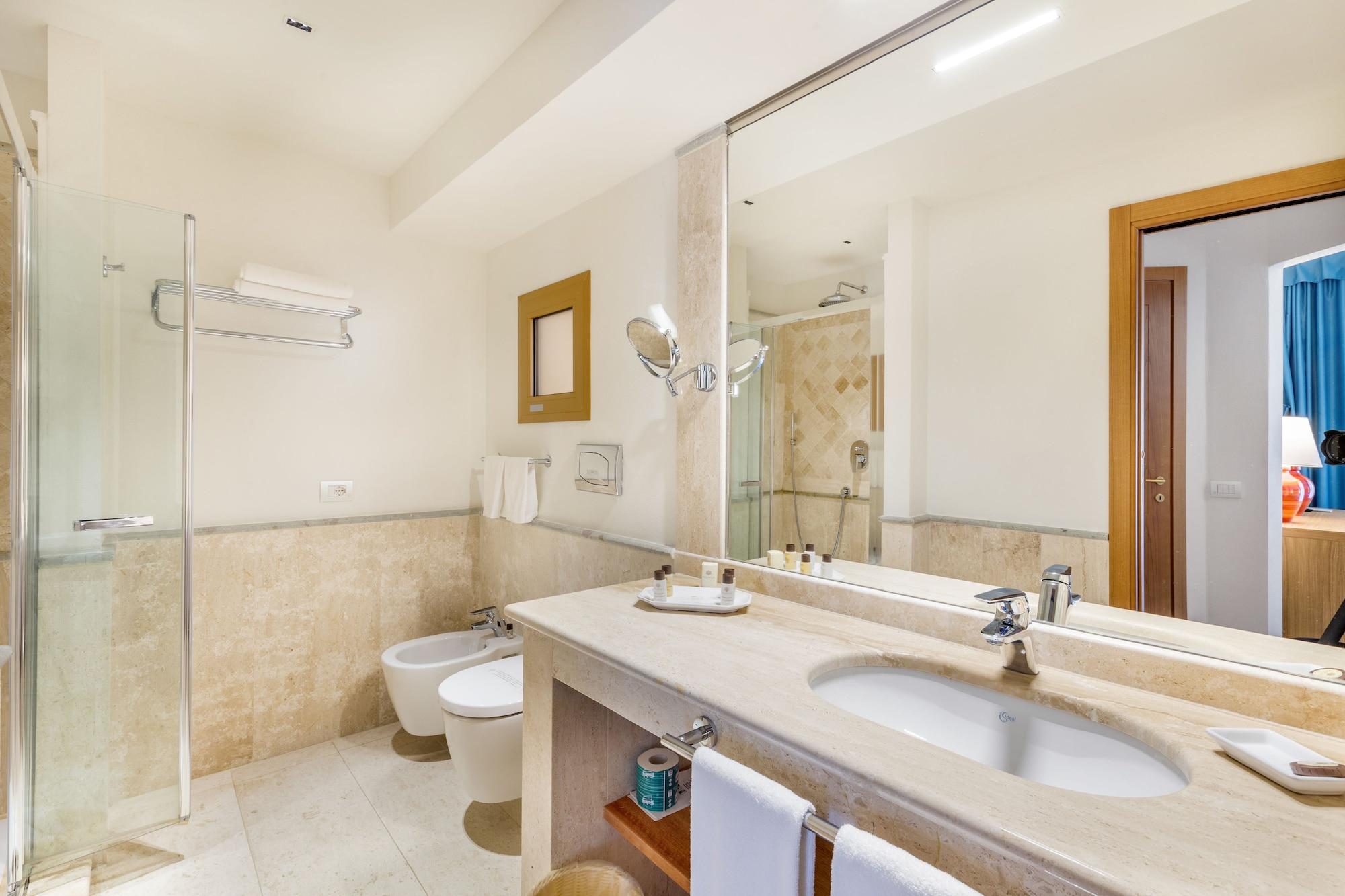 Hotel Marana Golfo Aranci Ngoại thất bức ảnh