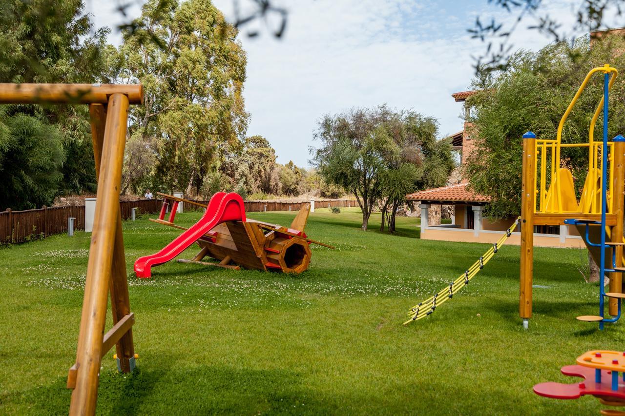 Hotel Marana Golfo Aranci Ngoại thất bức ảnh