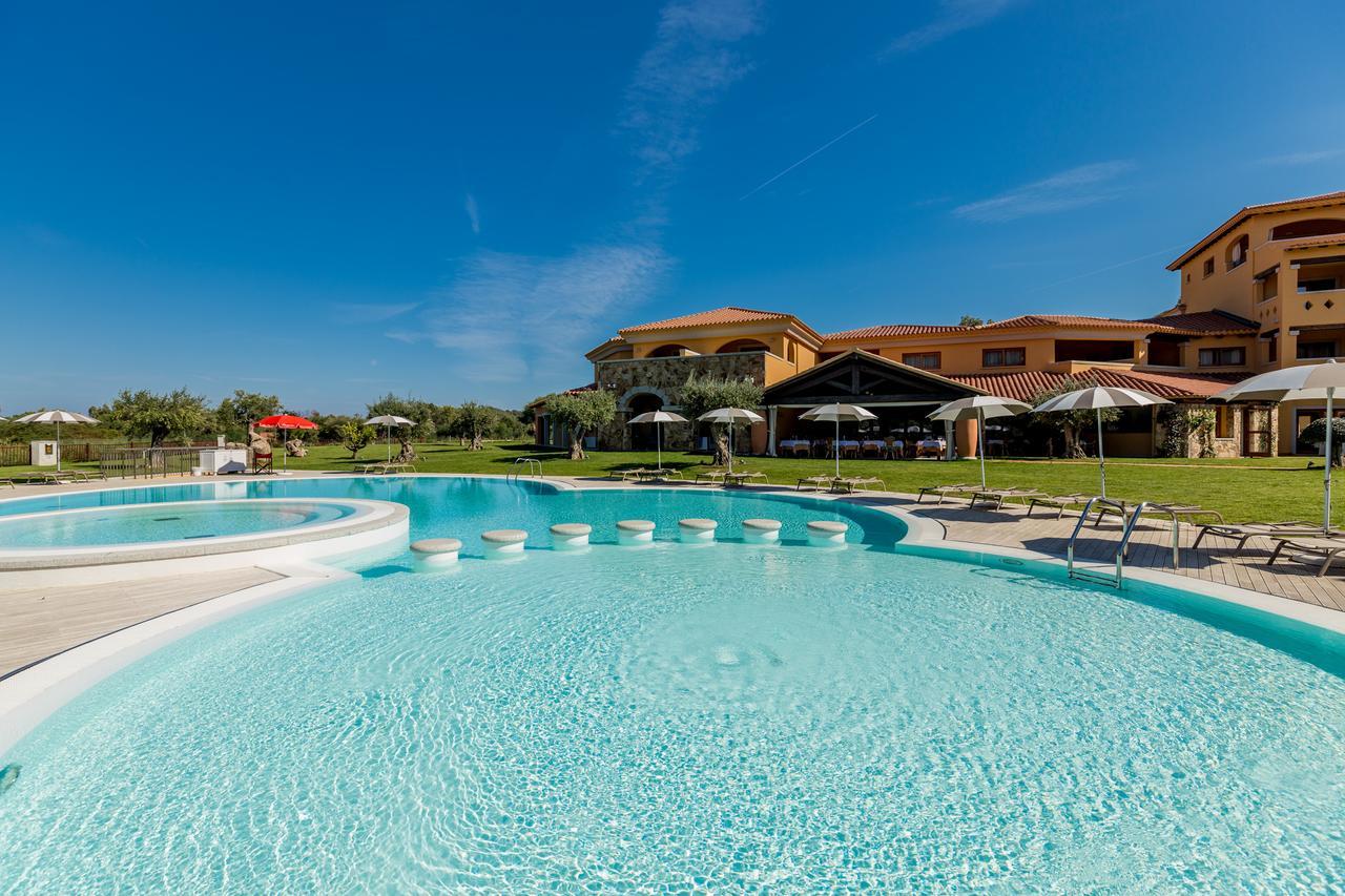 Hotel Marana Golfo Aranci Ngoại thất bức ảnh