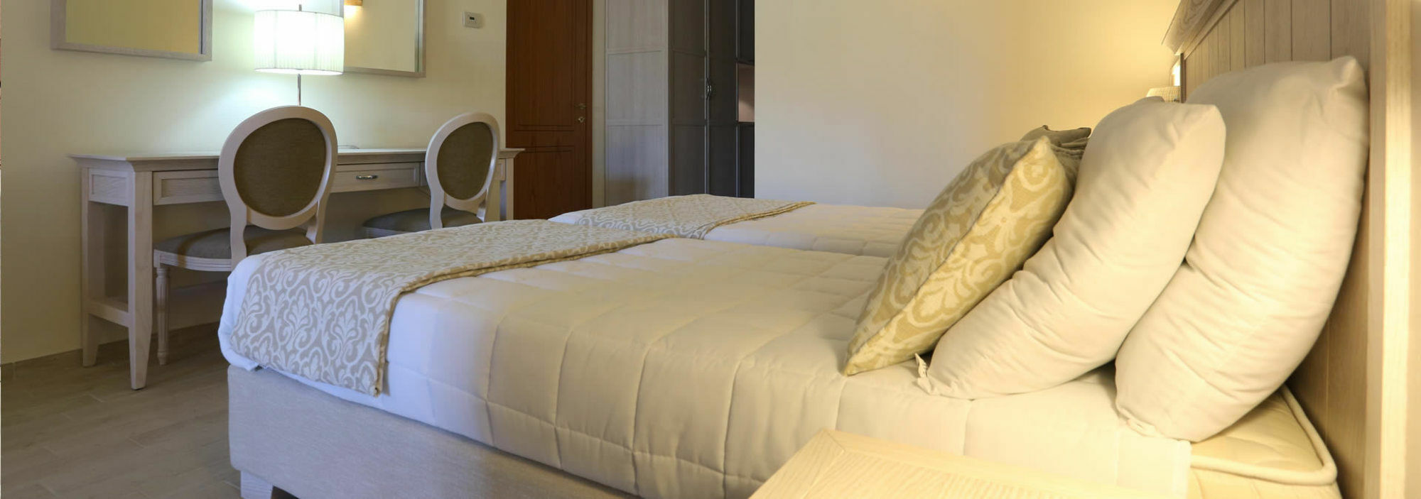 Hotel Marana Golfo Aranci Ngoại thất bức ảnh